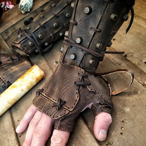 Viking Medieval PU Leather Armor Gauntlets (3 colors)