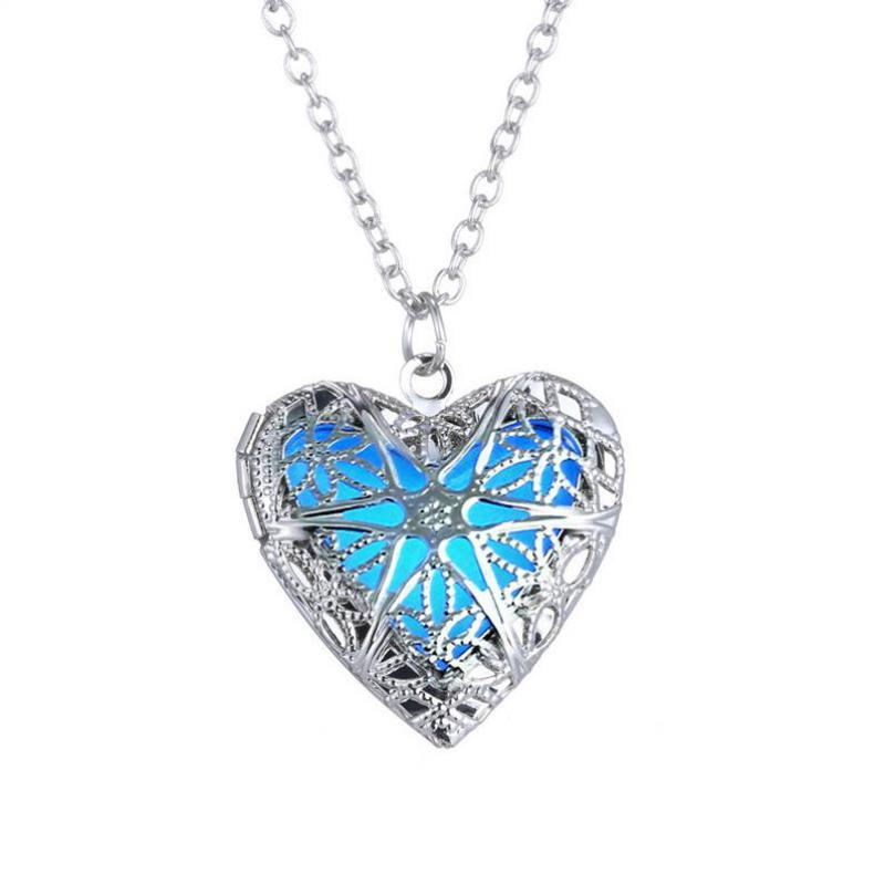 Eternal Heart Bundle Necklace & Earrings Glows In The Dark