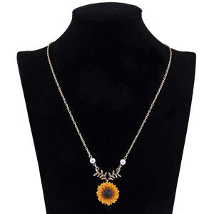 Happy Sunflower Pendant Necklace