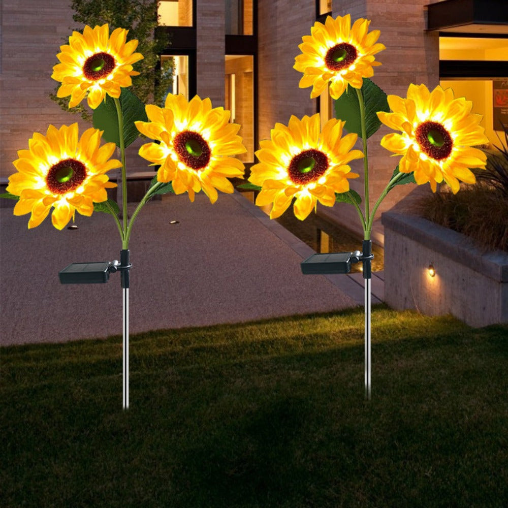 Sunflower Outdoor Solar Lamp
