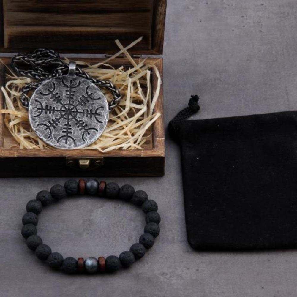 Viking Helm of Awe Compass Pendant Necklace Chain for Men (2 Sizes)