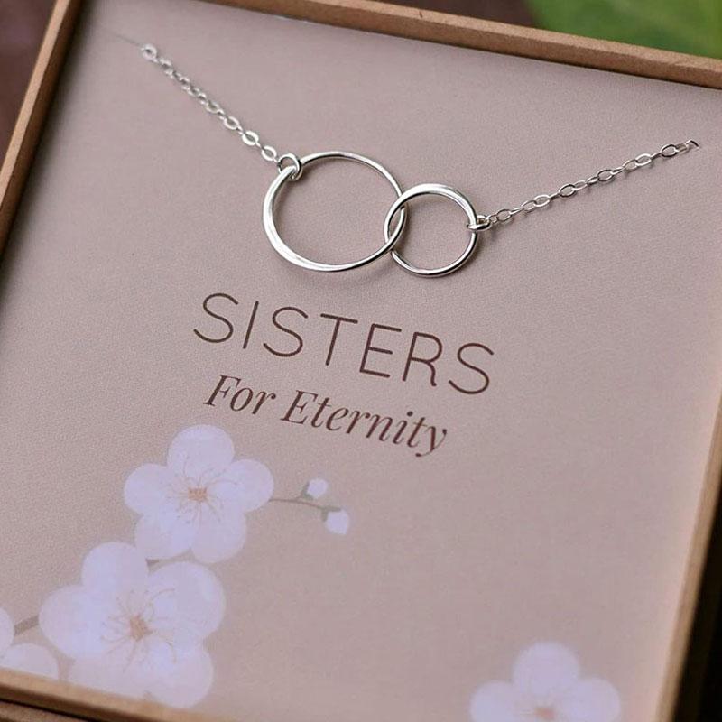 Sisters For Eternity Interlocking Circle Necklace Pendant w/Gift Box (3 Colors)