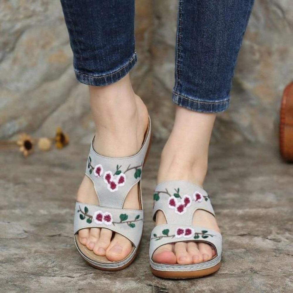 Flower Embroidered Vintage Orthopedic Open Toe Sandals (6 Colors)