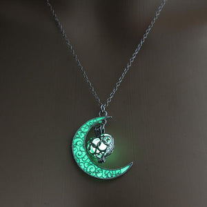 Navigator Heart Moonlight Pendant Necklace Glows In The Dark (2 Colors)